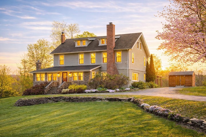 Saugerties Retreat — listing photo 1