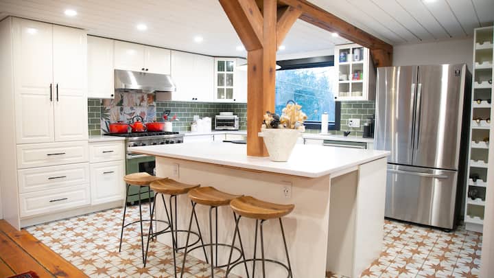 The Jewett House — listing photo 1
